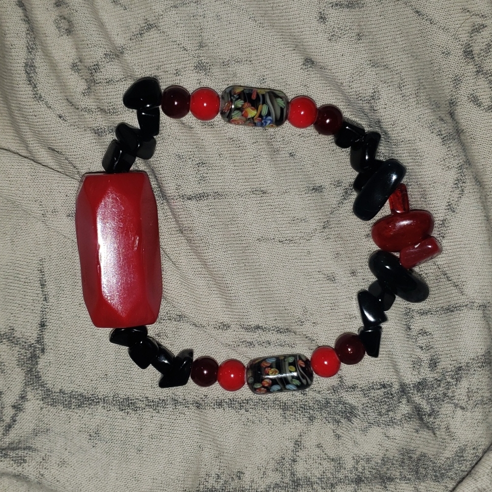 Vintage beaded bracelet red coral